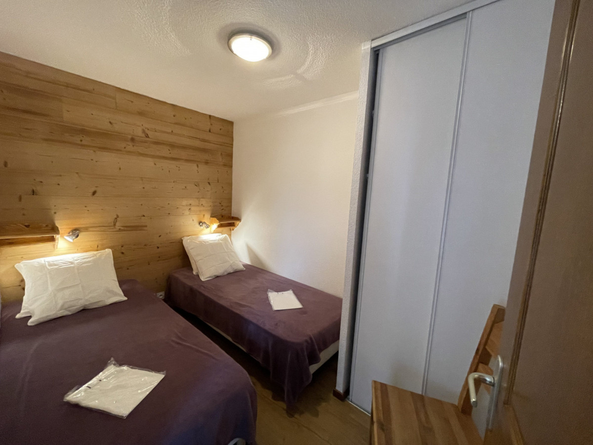 CHAMBRE - APPARTEMENT BRUNEL 36 - VALLOIRE LES CHARBONNIERES