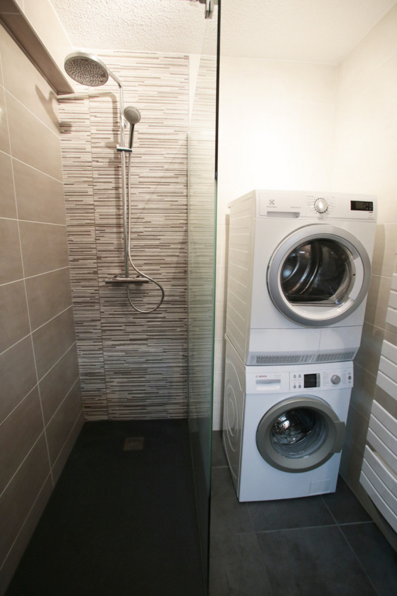 SALLE D'EAU - APPARTEMENT ROCHES FLEURIES B1 - VALLOIRE CENTRE SALLE D'EAU - APPARTEMENT ROCHES FLEURIES B1 - VALLOIRE CENTRE