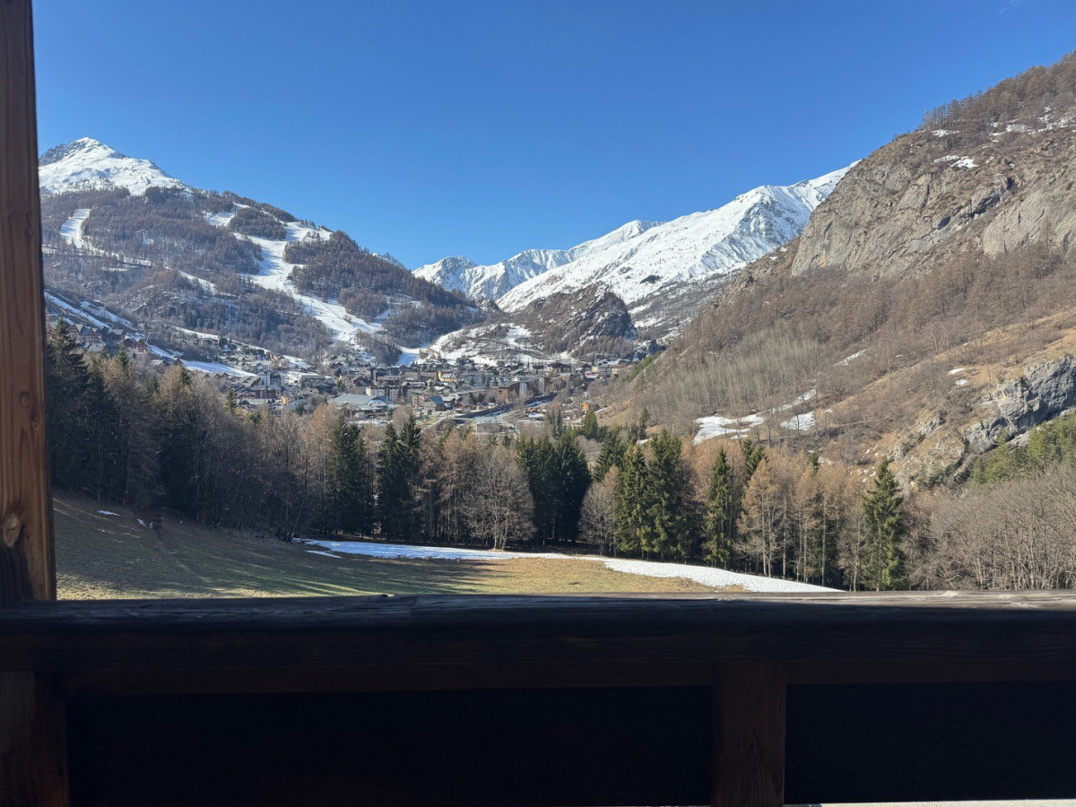 VUE - APPARTEMENT HAMEAU DE VALLOIRE 509 - VALLOIRE LES CHOSEAUX VUE - APPARTEMENT HAMEAU DE VALLOIRE 509 - VALLOIRE LES CHOSEAUX