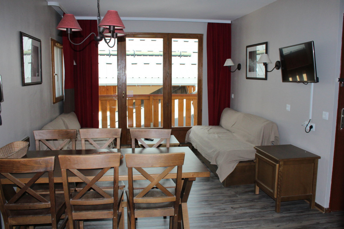 SEJOUR - APPARTEMENT CHALETS DE VALORIA DOLOMIE 31 - LES CHARBONNIERES VALLOIRE SEJOUR - APPARTEMENT CHALETS DE VALORIA DOLOMIE 31 - LES CHARBONNIERES VALLOIRE