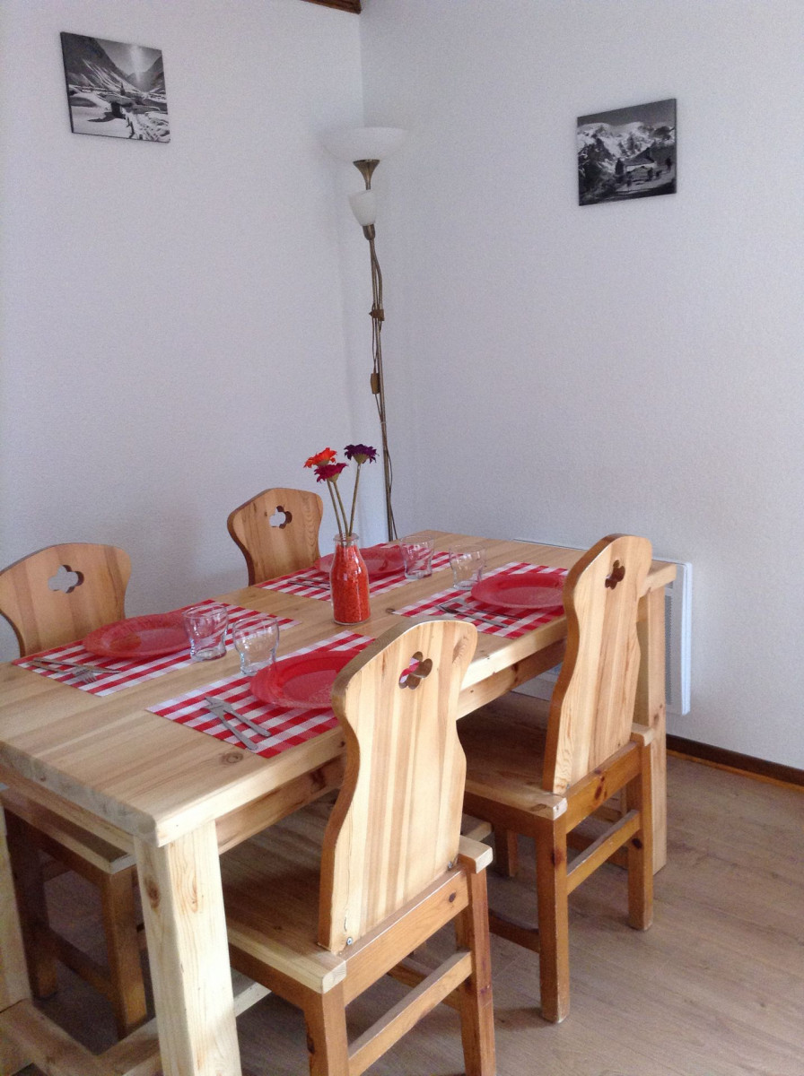 COIN REPAS - APPARTEMENT BRUNEL 24 - VALLOIRE LES CHARBONNIERES - VALLOIRE RESERVATIONS COIN REPAS - APPARTEMENT BRUNEL 24 - VALLOIRE LES CHARBONNIERES - VALLOIRE RESERVATIONS