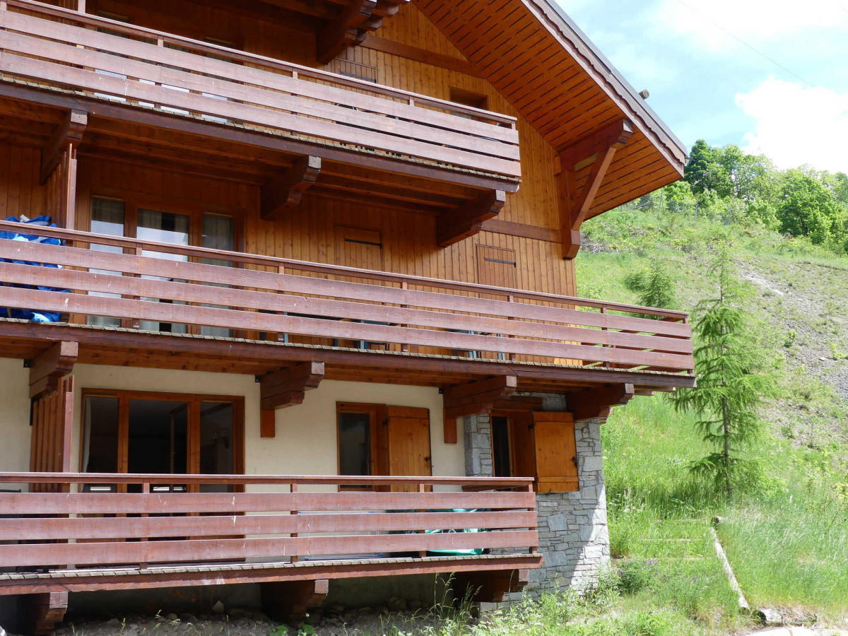 RESIDENCE - APPARTEMENT - CHALETS DE LA VALLEE D'OR - ANCOLIE N° 002- VALLOIRE CENTRE RESIDENCE - APPARTEMENT - CHALETS DE LA VALLEE D'OR - ANCOLIE N° 002- VALLOIRE CENTRE