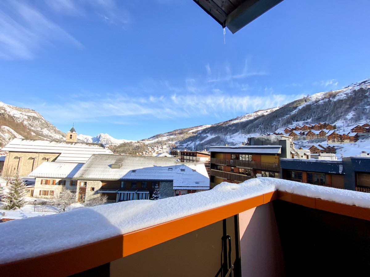 VUE BALCON - APPARTEMENT ROCHEVERT 31 - VALLOIRE CENTRE VUE BALCON - APPARTEMENT ROCHEVERT 31 - VALLOIRE CENTRE