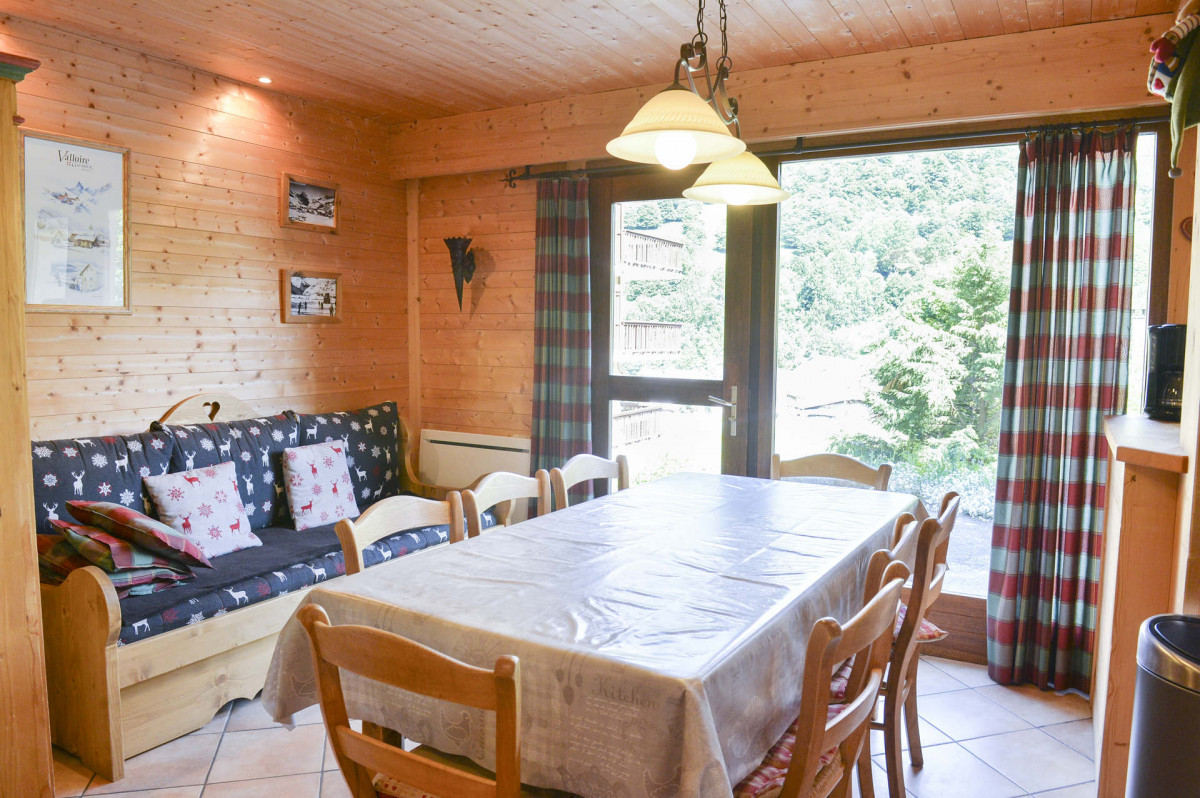 SALON - APPARTEMENT  THYMEL 45- VALLOIRE LES VERNEYS-VALLOIRE RESERVATIONS