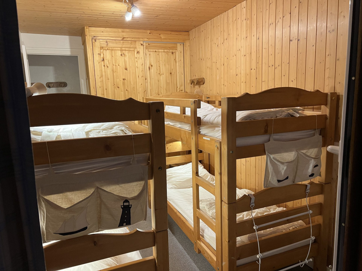 CHAMBRE - APPARTEMENT LES CAQUELONS RDC - VALLOIRE MOULIN BENJAMIN