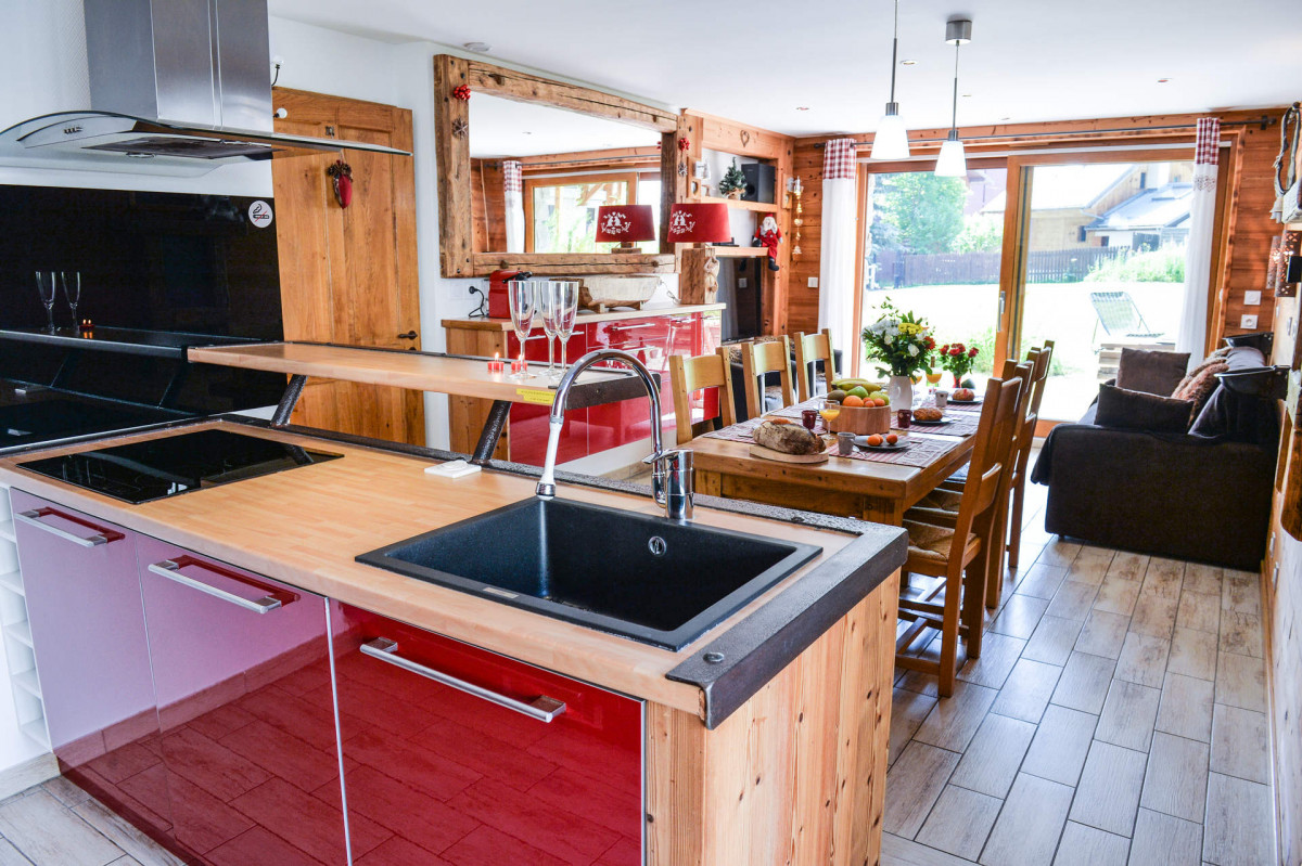 SEJOUR - CHALET LES GENTIANES APPARTEMENT RDJ - VALLOIRE CENTRE SEJOUR - CHALET LES GENTIANES APPARTEMENT RDJ - VALLOIRE CENTRE