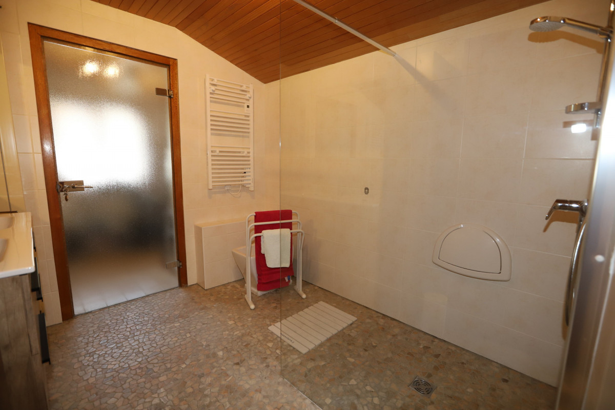 SALLE D'EAU ETAGE - MAISON PIC VERT - LES VERNEYS VALLOIRE