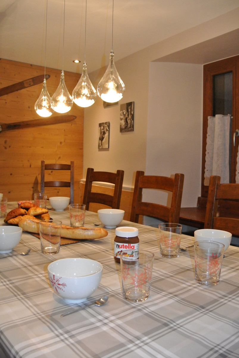 SEJOUR - CHALET LES ETERLOUS - VALLOIRE CENTRE - VALLOIRE RESERVATIONS SEJOUR - CHALET LES ETERLOUS - VALLOIRE CENTRE - VALLOIRE RESERVATIONS