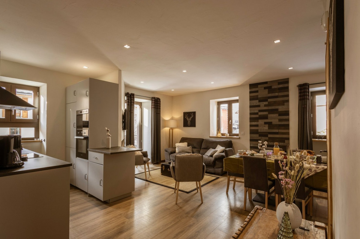 SEJOUR - APPARTEMENT ETOILE DES NEIGES 5 - VALLOIRE CENTRE SEJOUR - APPARTEMENT ETOILE DES NEIGES 5 - VALLOIRE CENTRE
