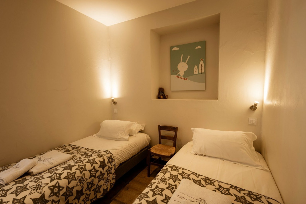 CHAMBRE - APPARTEMENT ETOILE DES NEIGES 5 - VALLOIRE CENTRE CHAMBRE - APPARTEMENT ETOILE DES NEIGES 5 - VALLOIRE CENTRE