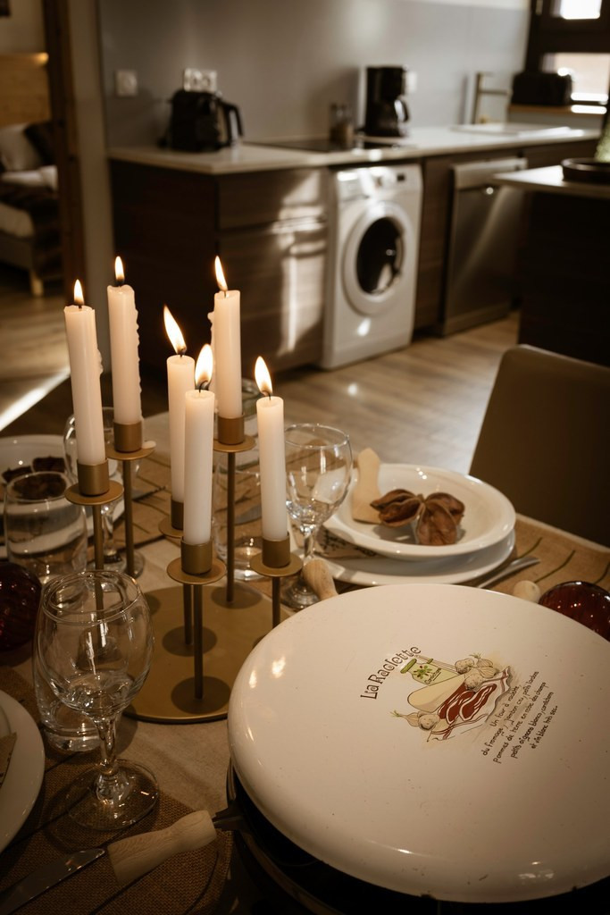 SEJOUR - APPARTEMENT ETOILE DES NEIGES 6 - VALLOIRE CENTRE- VALLOIRE RESERVATIONS SEJOUR - APPARTEMENT ETOILE DES NEIGES 6 - VALLOIRE CENTRE- VALLOIRE RESERVATIONS