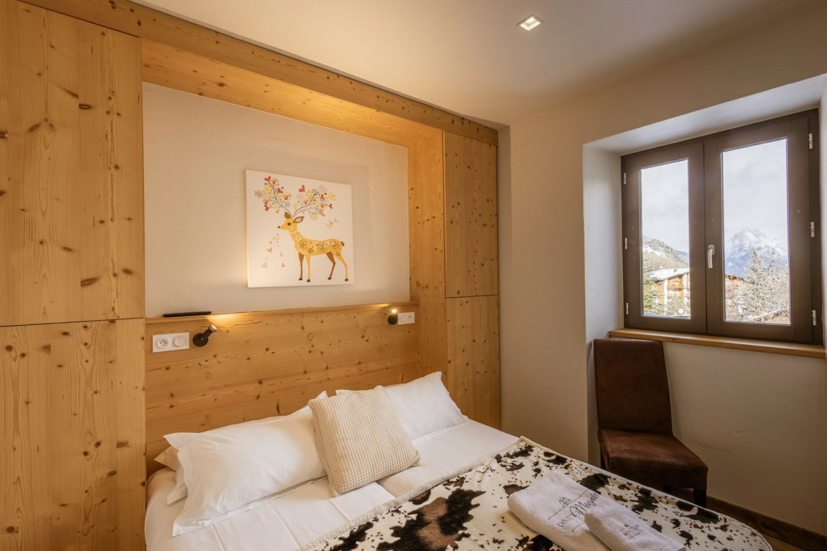 CHAMBRE - APPARTEMENT ETOILE DES NEIGES 7 - VALLOIRE CENTRE CHAMBRE - APPARTEMENT ETOILE DES NEIGES 7 - VALLOIRE CENTRE