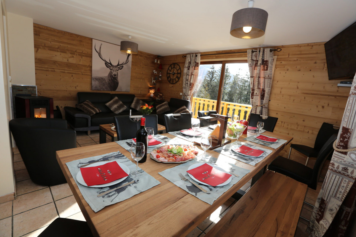 SALON - CHALET EPINETTE - VALLOIRE LES CHOSEAUX - VALLOIRE RESERVATIONS SALON - CHALET EPINETTE - VALLOIRE LES CHOSEAUX - VALLOIRE RESERVATIONS