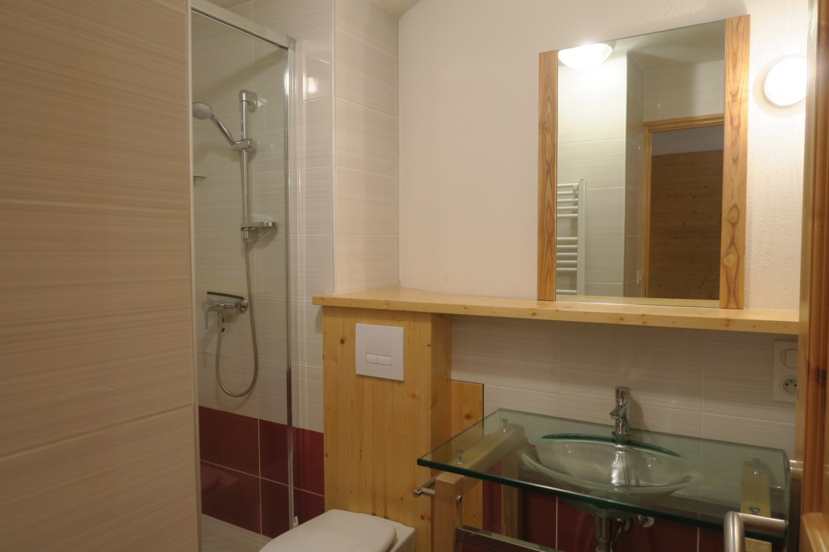 _lv_images__lot_0090070352_09_22224675