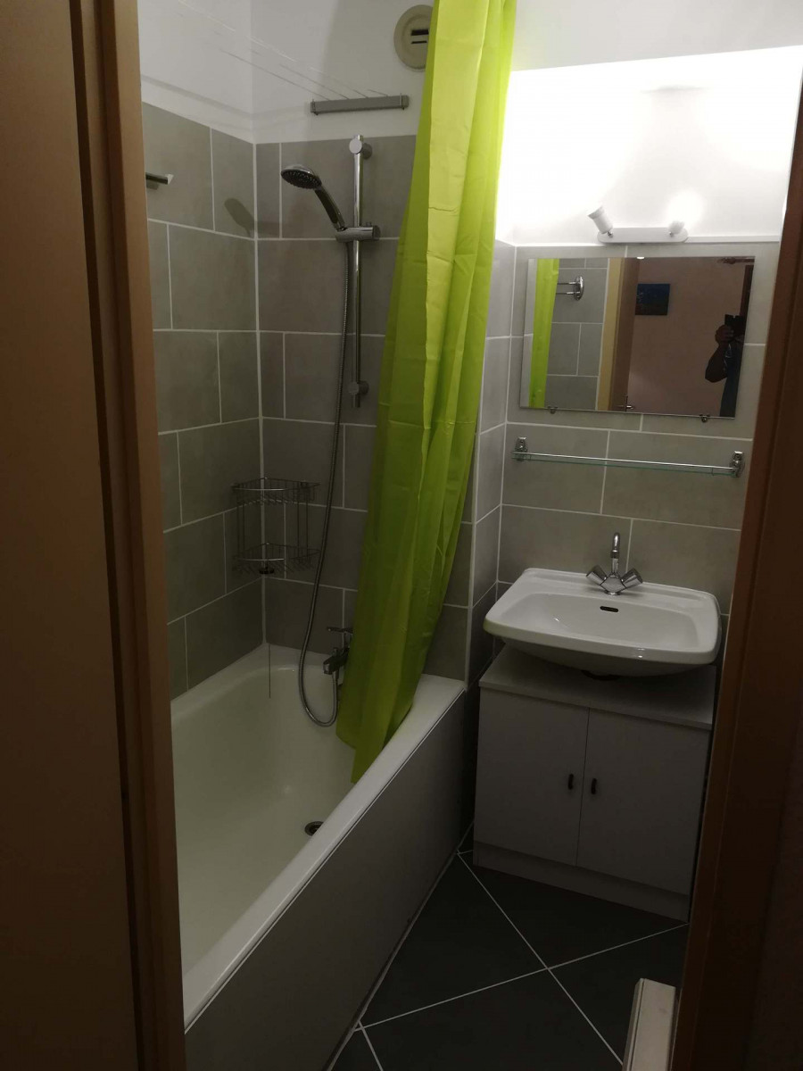 SALLE DE BAINS - STUDIO CROIX DU SUD 232 - CLOS DES ETOILES - VALLOIRE CENTRE SALLE DE BAINS - STUDIO CROIX DU SUD 232 - CLOS DES ETOILES - VALLOIRE CENTRE