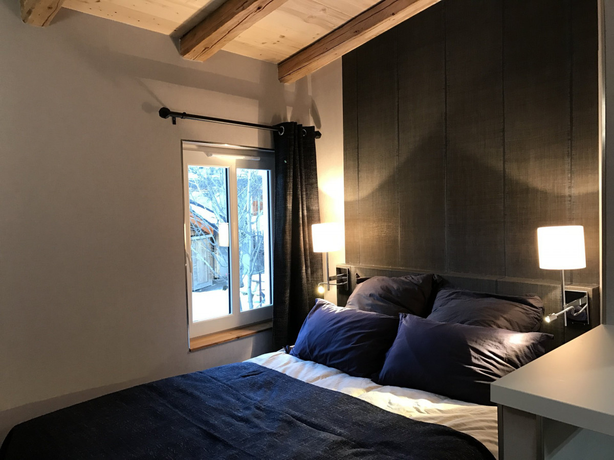 CHAMBRE - APPARTEMENT EMILIENNE N°3 - VALLOIRE CENTRE CHAMBRE - APPARTEMENT EMILIENNE N°3 - VALLOIRE CENTRE