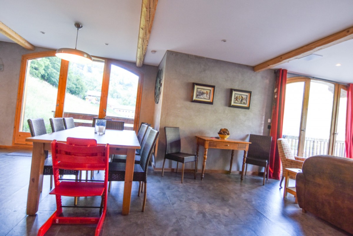 _lv_images__lot_0090070385_06_22543501