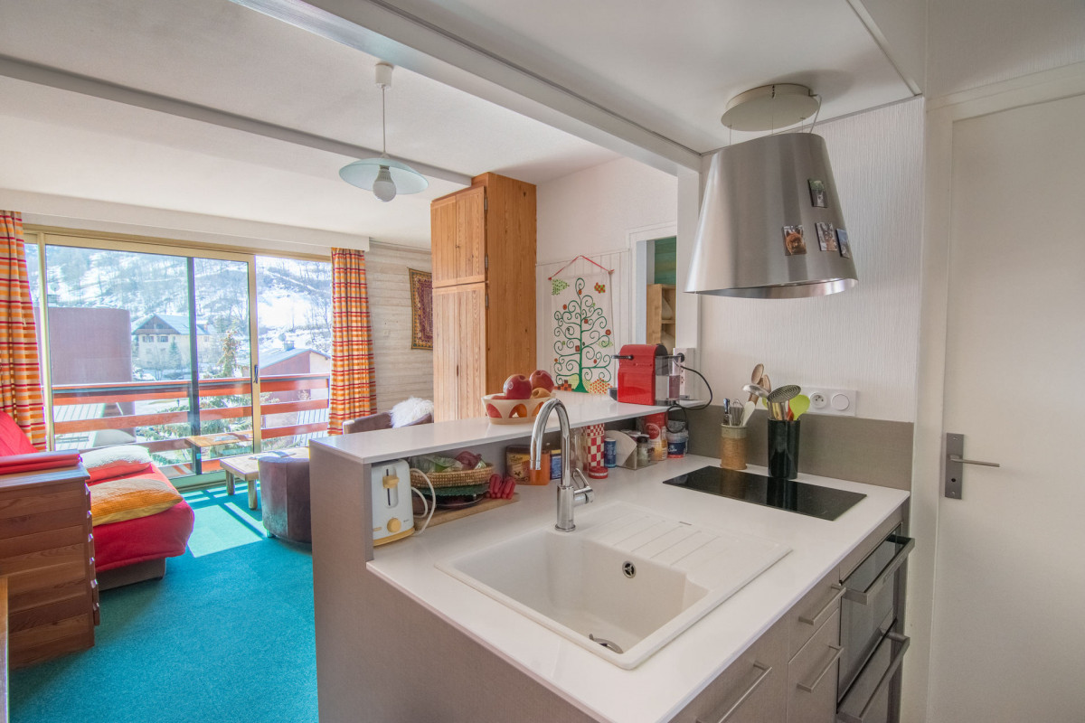 CUISINE - APPARTEMENT RAPIN 32 - VALLOIRE CENTRE CUISINE - APPARTEMENT RAPIN 32 - VALLOIRE CENTRE