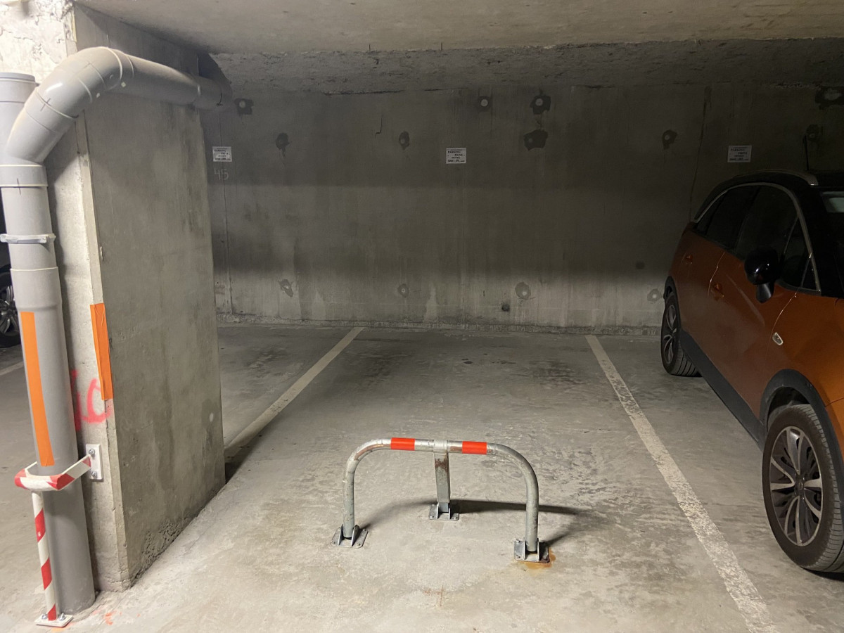 GARAGE - APPARTEMENT PENSEE 201 CHALETS DE LA VALLEE D'OR - VALLOIRE LES CHARBONNIERES GARAGE - APPARTEMENT PENSEE 201 CHALETS DE LA VALLEE D'OR - VALLOIRE LES CHARBONNIERES