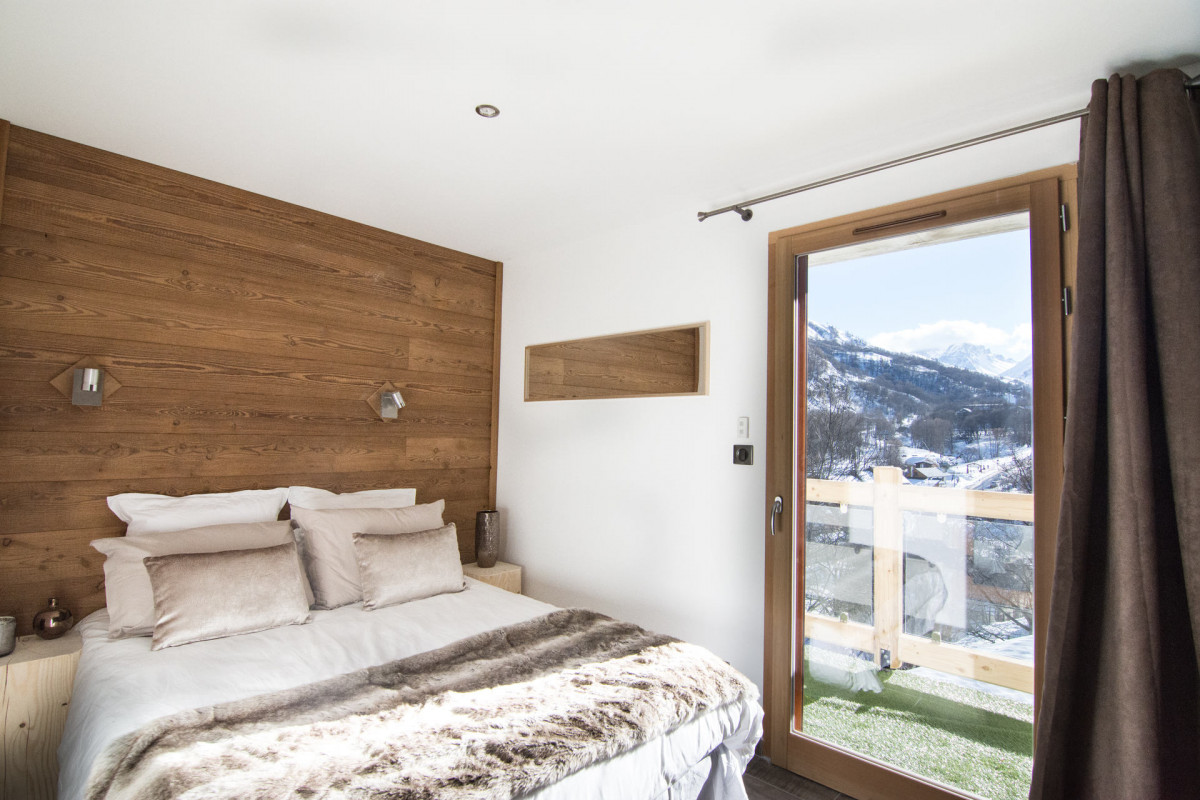 CHAMBRE - CHALET APPARTEMENT SANDEMA2 - VALLOIRE LE CRET DU SERROZ CHAMBRE - CHALET APPARTEMENT SANDEMA2 - VALLOIRE LE CRET DU SERROZ