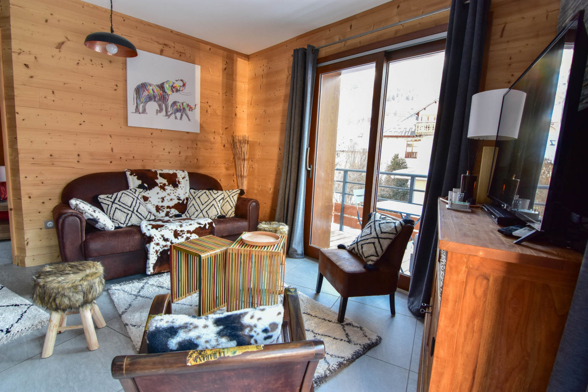SALON - APPARTEMENT EPINETTE 101 - VALLOIRE CENTRE - VALLOIRE RESERVATIONS SALON - APPARTEMENT EPINETTE 101 - VALLOIRE CENTRE - VALLOIRE RESERVATIONS