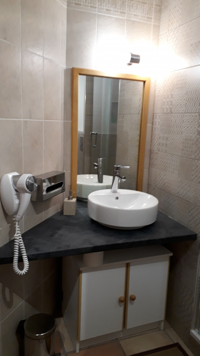 SALLE D'EAU - APPARTEMENT CHALETS DE LA VALLEE D'OR EDELWEISS 207 - CHARBONNIERES VALLOIRE SALLE D'EAU - APPARTEMENT CHALETS DE LA VALLEE D'OR EDELWEISS 207 - CHARBONNIERES VALLOIRE