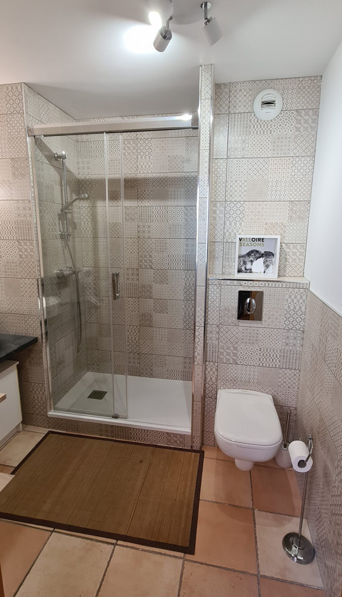 SALLE D'EAU - APPARTEMENT CHALETS DE LA VALLEE D'OR EDELWEISS 207 - CHARBONNIERES VALLOIRE SALLE D'EAU - APPARTEMENT CHALETS DE LA VALLEE D'OR EDELWEISS 207 - CHARBONNIERES VALLOIRE