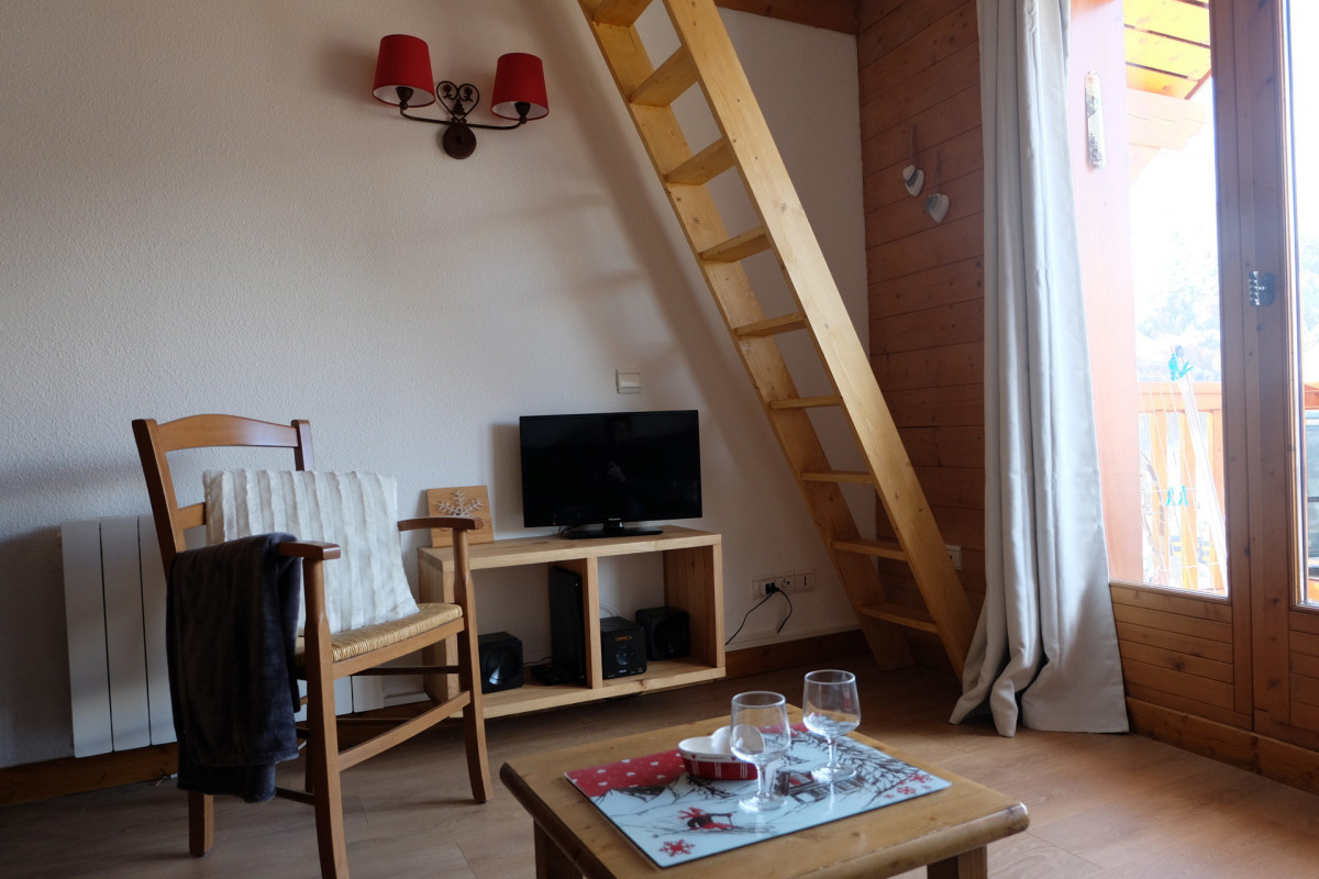 SEJOUR - GENTIANE 302 APPARTEMENT HAMEAU DE LA VALLEE D'OR - LES CHARBONNIERES VALLOIRE SEJOUR - GENTIANE 302 APPARTEMENT HAMEAU DE LA VALLEE D'OR - LES CHARBONNIERES VALLOIRE