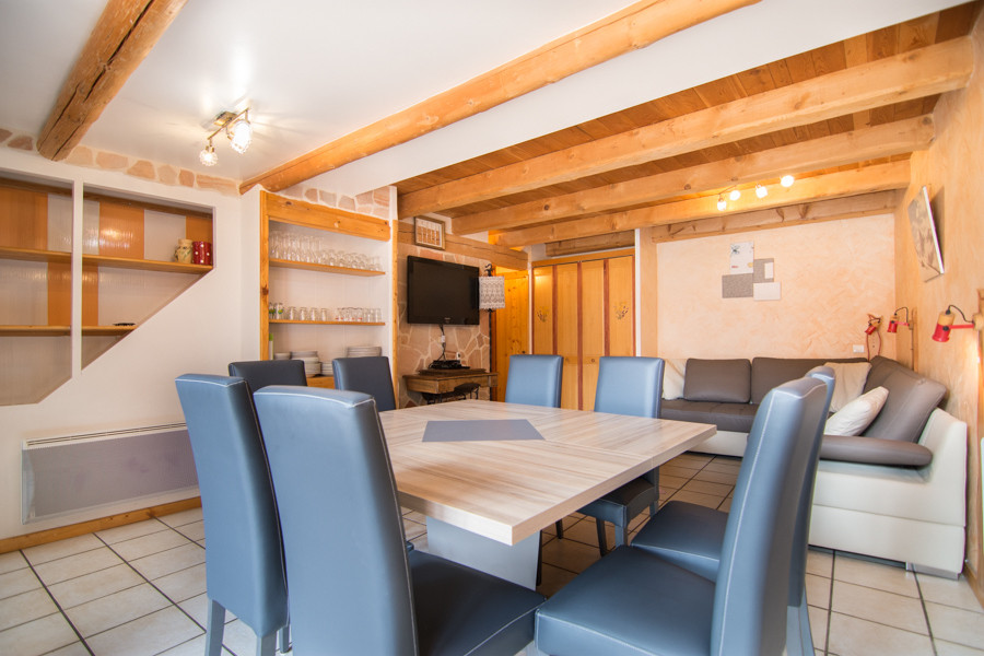 SEJOUR - APPARTEMENT LA POUTRE - VALLOIRE BONNENUIT SEJOUR - APPARTEMENT LA POUTRE - VALLOIRE BONNENUIT