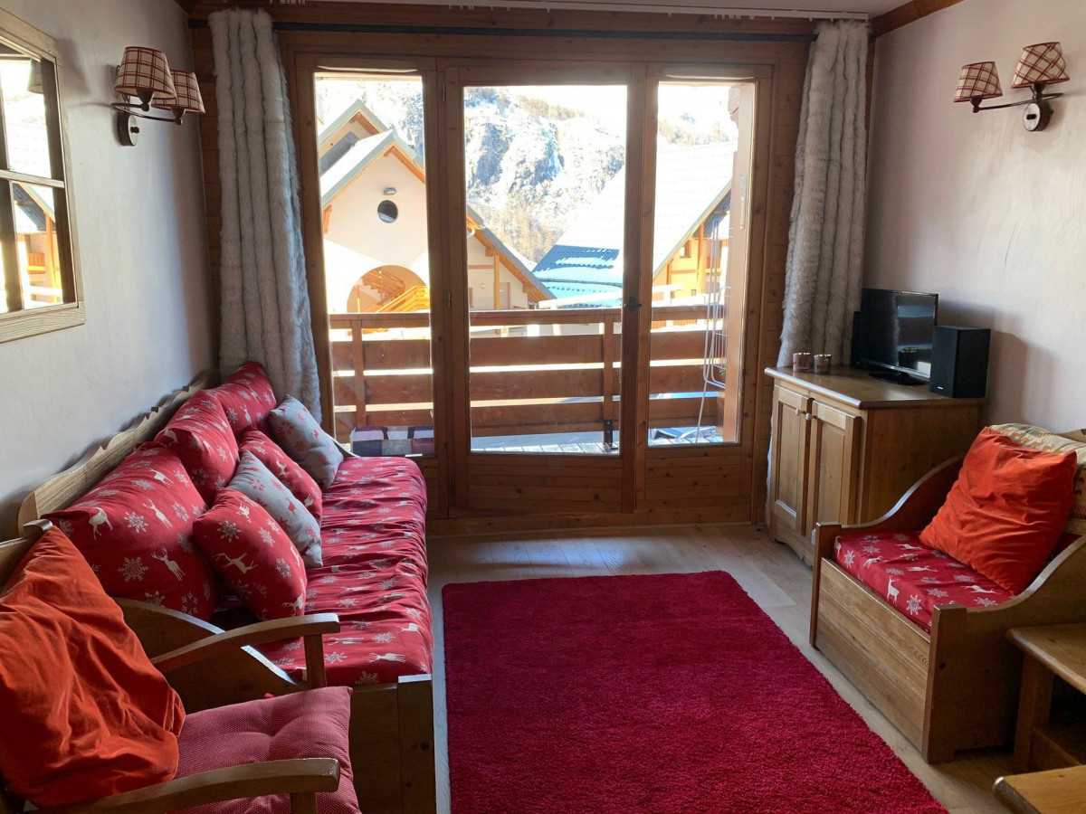 SEJOUR - APPARTEMENT PRIMEVERE 002 - LES CHARBONNIERES - VALLOIRE RESERVATIONS SEJOUR - APPARTEMENT PRIMEVERE 002 - LES CHARBONNIERES - VALLOIRE RESERVATIONS