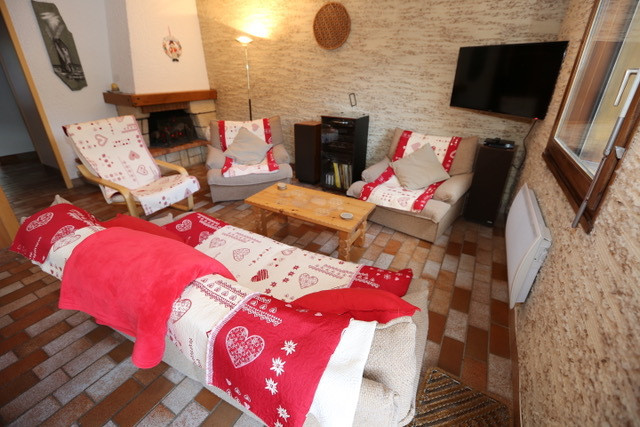 SALON - VIEUX MOULIN APPARTEMENT A22 - VALLOIRE CENTRE - VALLOIRE RESERVATIONS SALON - VIEUX MOULIN APPARTEMENT A22 - VALLOIRE CENTRE - VALLOIRE RESERVATIONS
