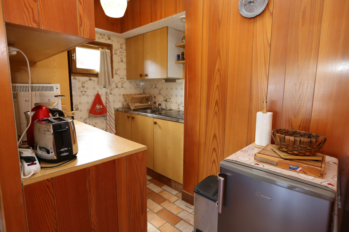 CUISINE - VIEUX MOULIN APPARTEMENT A22 - VALLOIRE CENTRE CUISINE - VIEUX MOULIN APPARTEMENT A22 - VALLOIRE CENTRE