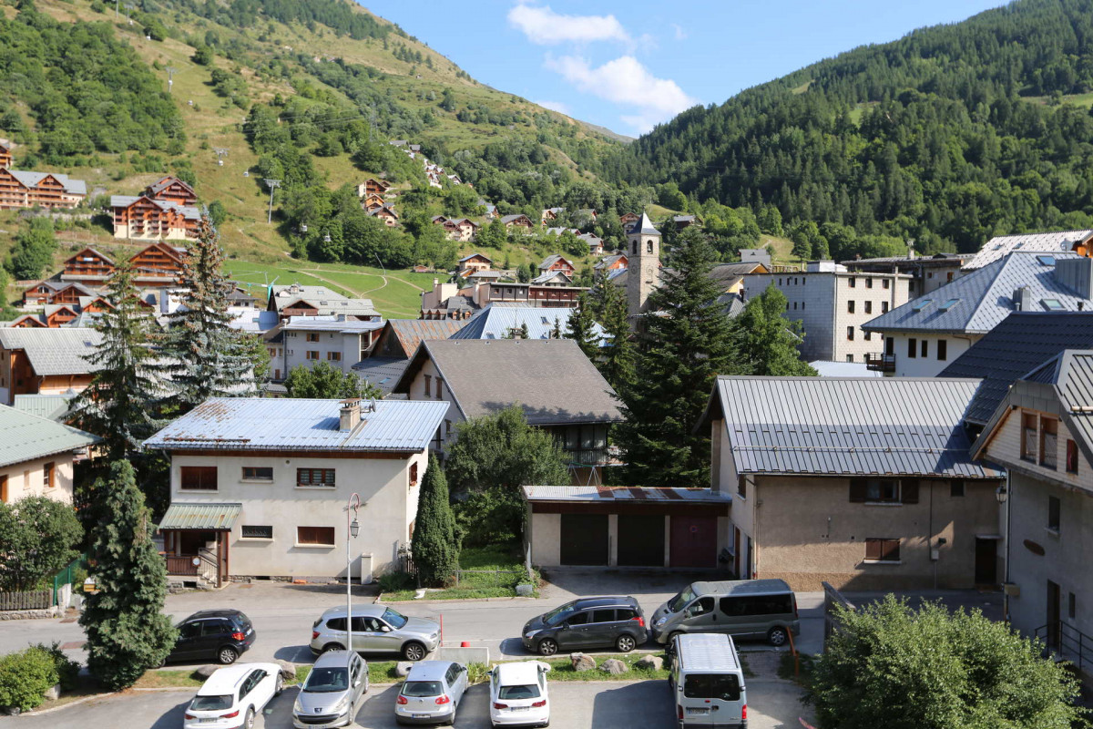 VUE DU BALCON - VIEUX MOULIN APPARTEMENT A22 - VALLOIRE CENTRE VUE DU BALCON - VIEUX MOULIN APPARTEMENT A22 - VALLOIRE CENTRE