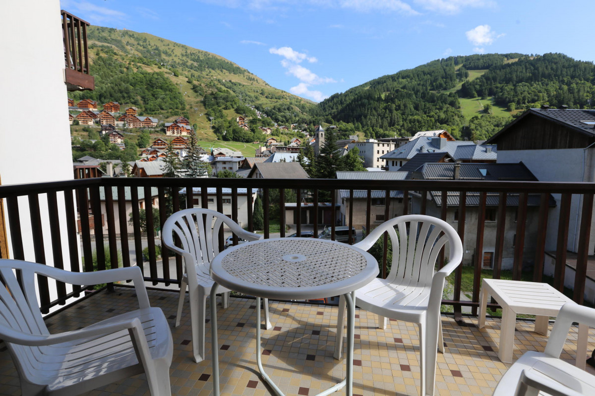 SALON DE JARDIN - VIEUX MOULIN APPARTEMENT A22 - VALLOIRE CENTRE SALON DE JARDIN - VIEUX MOULIN APPARTEMENT A22 - VALLOIRE CENTRE