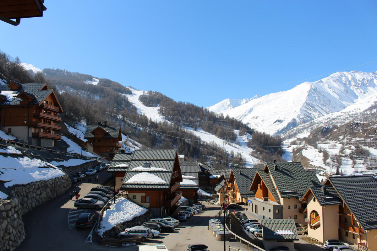 VUE DU BALCON - APPARTEMENT CHALETS DE LA VALLEE D'OR EDELWEISS 202 - LES CHARBONNIERES VALLOIRE VUE DU BALCON - APPARTEMENT CHALETS DE LA VALLEE D'OR EDELWEISS 202 - LES CHARBONNIERES VALLOIRE