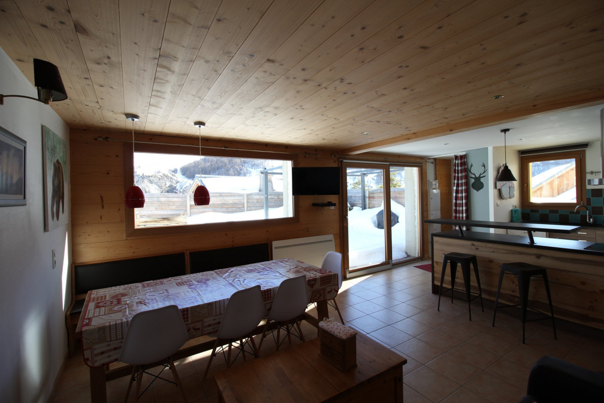 CUISINE - CHALET LE TATIHOU - VALLOIRE LES CLOTS - VALLOIRE RESERVATIONS CUISINE - CHALET LE TATIHOU - VALLOIRE LES CLOTS - VALLOIRE RESERVATIONS