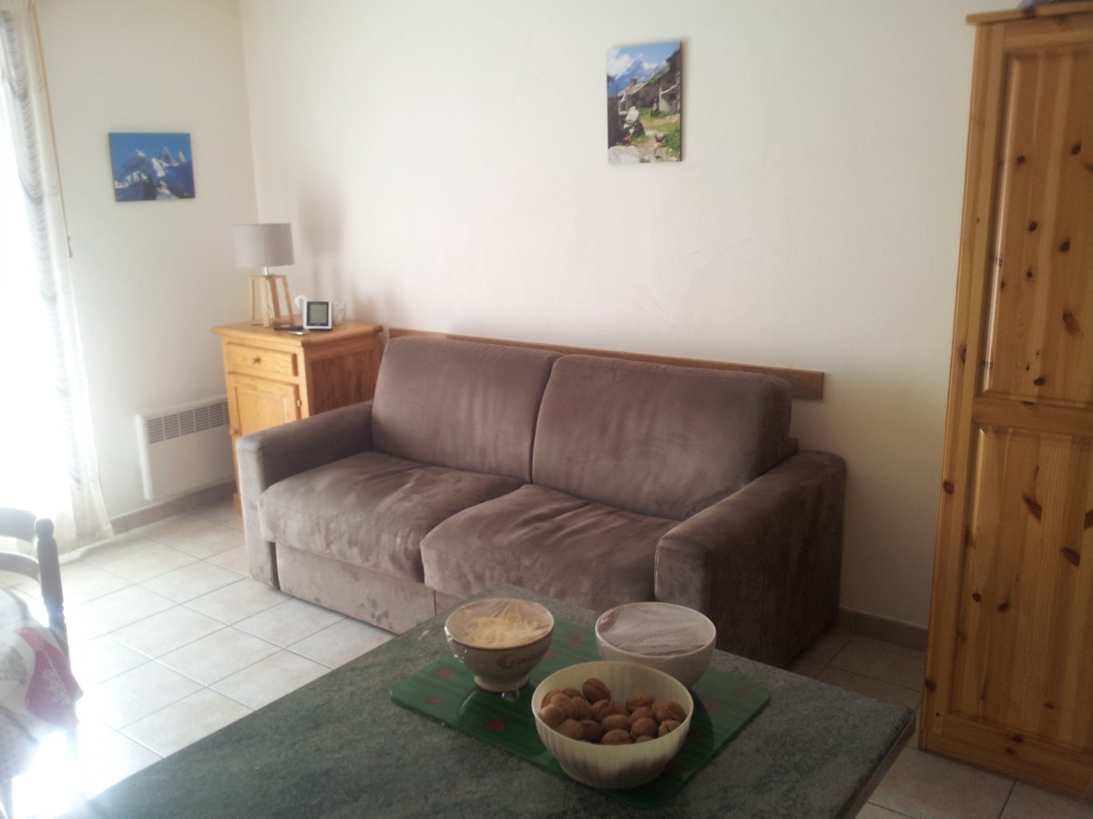 _lv_images__lot_0090070463_01_21367430