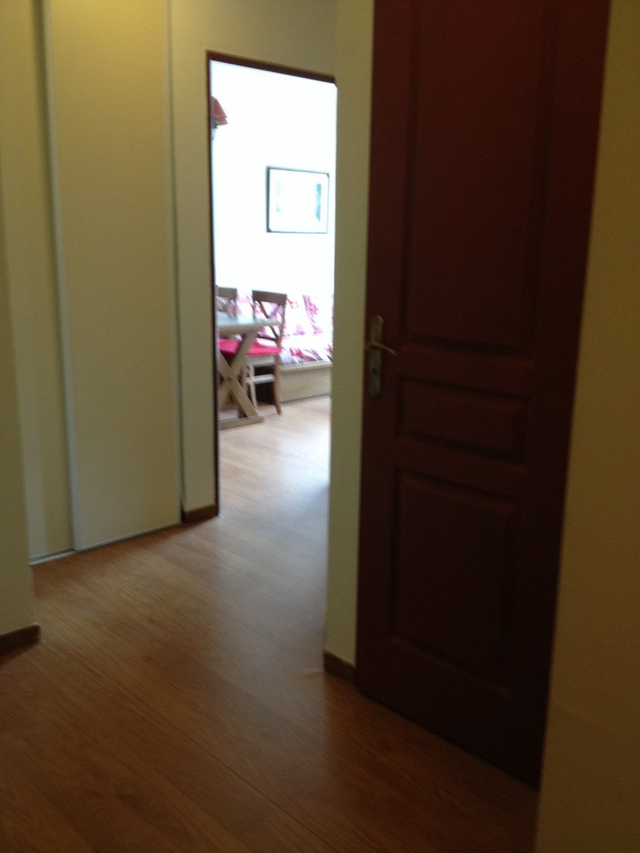 ENTREE - APPARTEMENT CHALETS DE VALORIA DOLOMIE 4 - LES CHARBONNIERES VALLOIRE ENTREE - APPARTEMENT CHALETS DE VALORIA DOLOMIE 4 - LES CHARBONNIERES VALLOIRE
