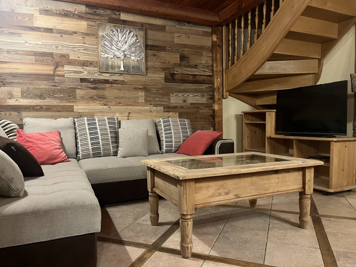 SALON - APPARTEMENT LE PARPAILLON - VALLOIRE LES VERNEYS - VALLOIRE RESERVATIONS SALON - APPARTEMENT LE PARPAILLON - VALLOIRE LES VERNEYS - VALLOIRE RESERVATIONS