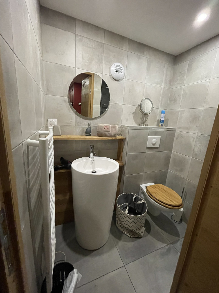 SALLE D'EAU - CHALET COSY - VALLOIRE LES VERNEYS SALLE D'EAU - CHALET COSY - VALLOIRE LES VERNEYS