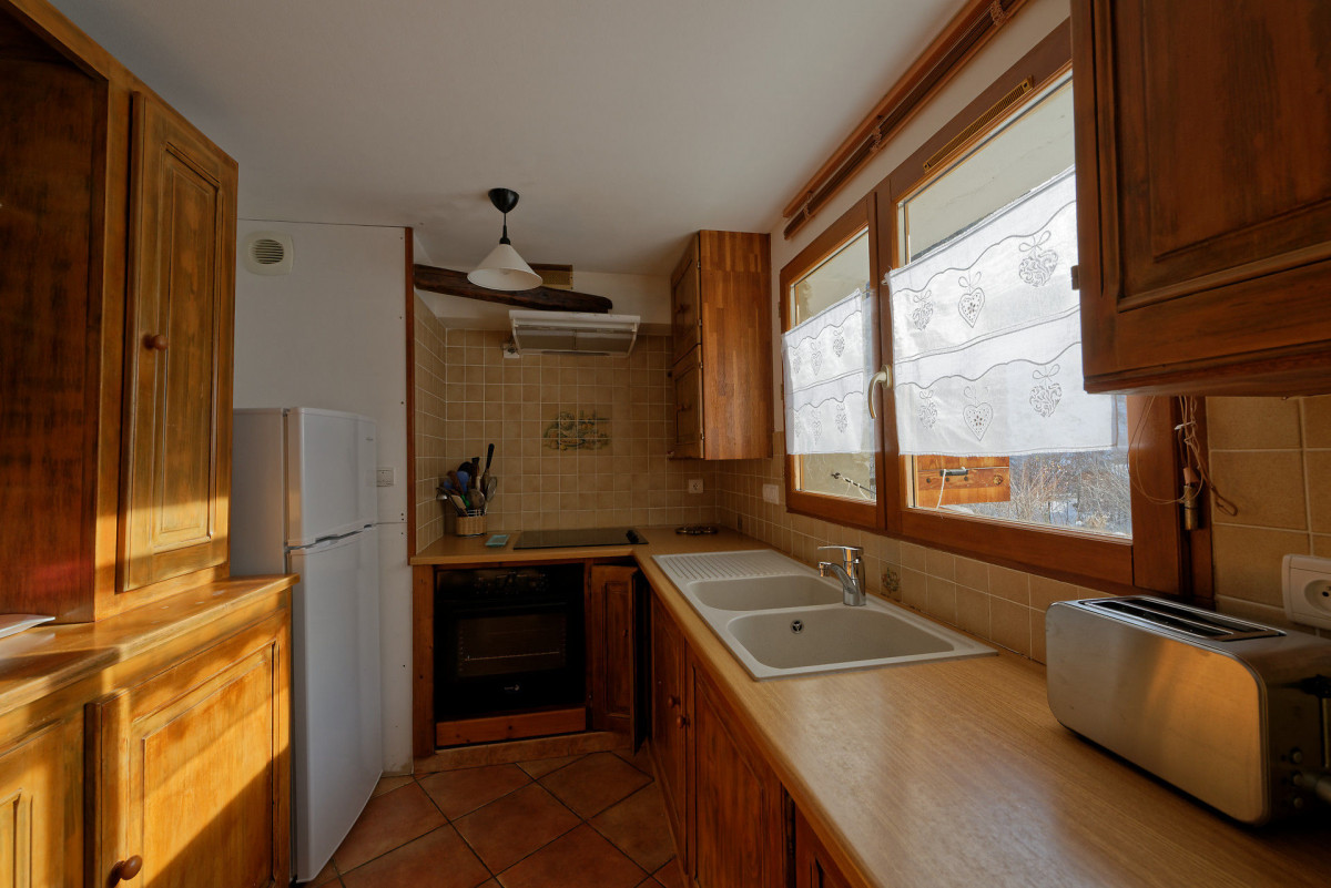 CUISINE - MAISON NOTRE NID APPARTEMENT LES GENTIANES - VALLOIRE La Borgé CUISINE - MAISON NOTRE NID APPARTEMENT LES GENTIANES - VALLOIRE La Borgé