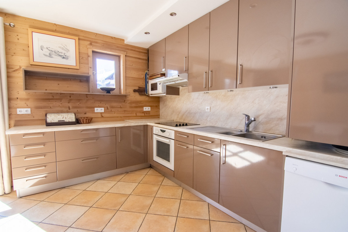 CUISINE - APPARTEMENT ALTAIR 85 - VALLOIRE CENTRE CUISINE - APPARTEMENT ALTAIR 85 - VALLOIRE CENTRE