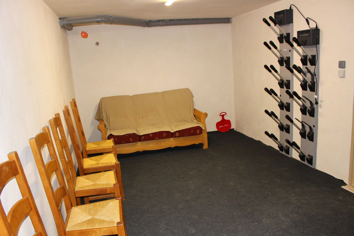 LOCAL A SKIS - APPARTEMENT LE PARPAILLON - VALLOIRE LES VERNEYS LOCAL A SKIS - APPARTEMENT LE PARPAILLON - VALLOIRE LES VERNEYS