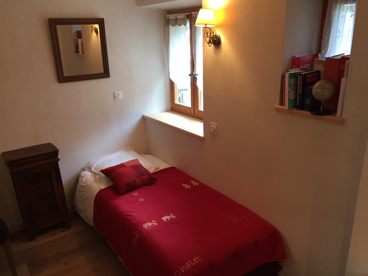 CHAMBRE - APPARTEMENT LES CERCES - VALLOIRE CENTRE CHAMBRE - APPARTEMENT LES CERCES - VALLOIRE CENTRE