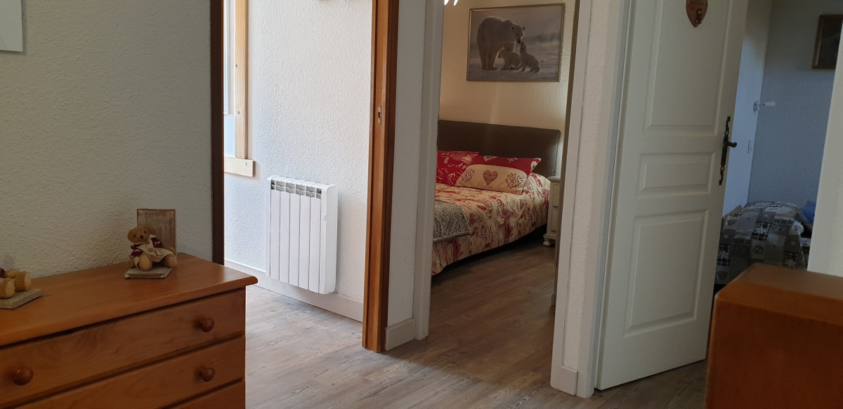 COULOIR - APPARTEMENT ROCHES FLEURIES B5 - VALLOIRE CENTRE COULOIR - APPARTEMENT ROCHES FLEURIES B5 - VALLOIRE CENTRE