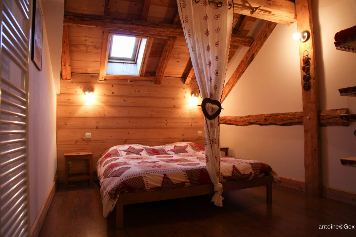 CHAMBRE 4 - APPARTEMENT ABRIGRANGE - VALLOIRE LA RUAZ CHAMBRE 4 - APPARTEMENT ABRIGRANGE - VALLOIRE LA RUAZ