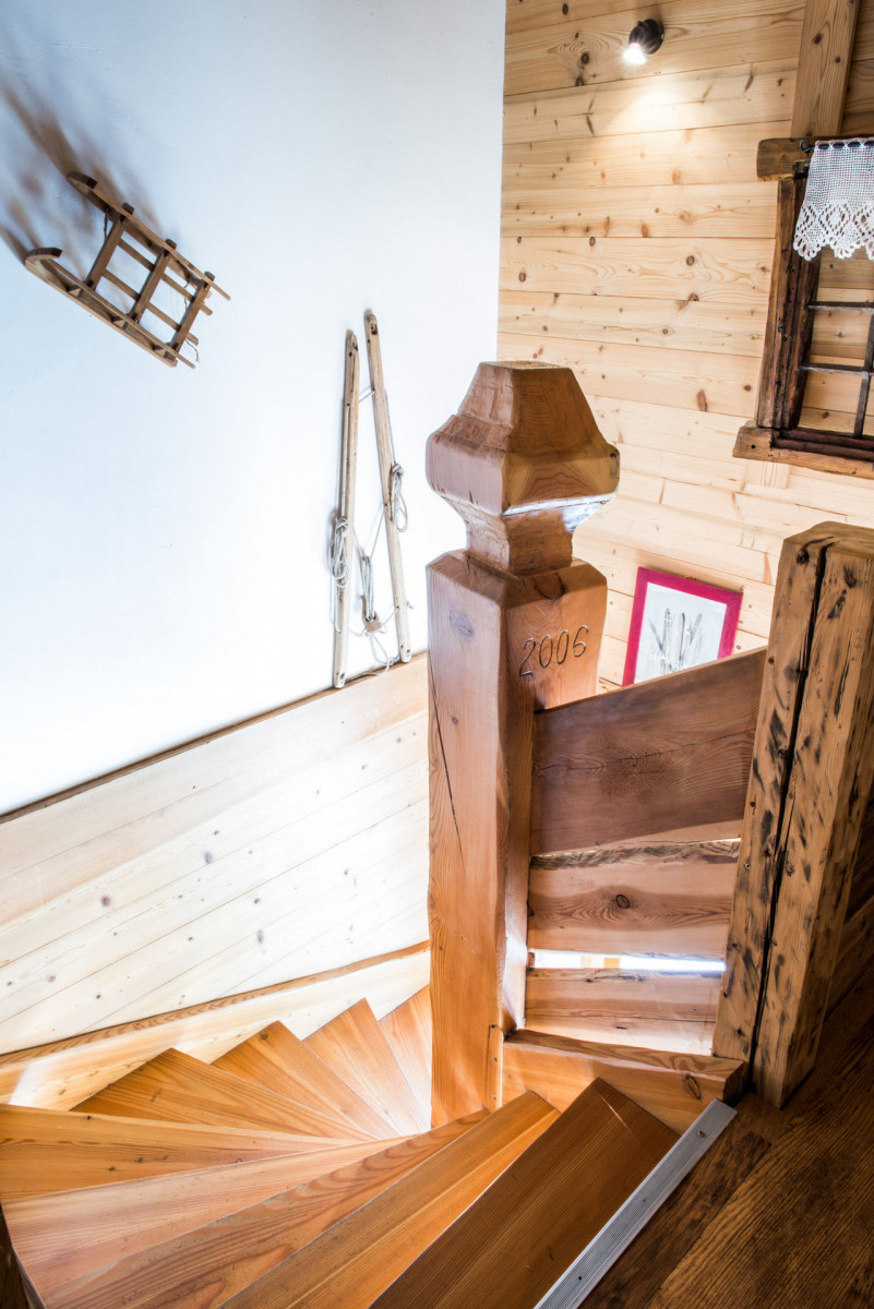 ESCALIER - APPARTEMENT - ABRIBERGERIE - VALLOIRE LA RUAZ ESCALIER - APPARTEMENT - ABRIBERGERIE - VALLOIRE LA RUAZ