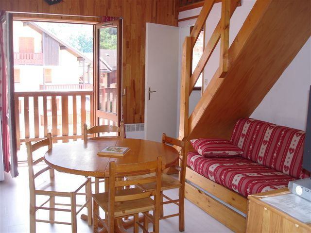 SALON - APPARTEMENT BERGERS 107 - VALLOIRE CENTRE - VALLOIRE RESERVATIONS
