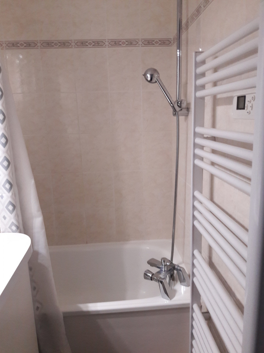 SALLE DE BAIN - APPARTEMENT  THYMEL 34- VALLOIRE LES VERNEYS