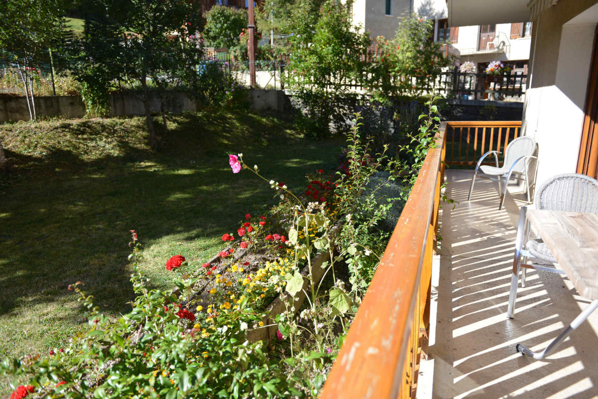 BALCON ETE - APPARTEMENT LES CHARDONNETS 01 - VALLOIRE CENTRE BALCON ETE - APPARTEMENT LES CHARDONNETS 01 - VALLOIRE CENTRE